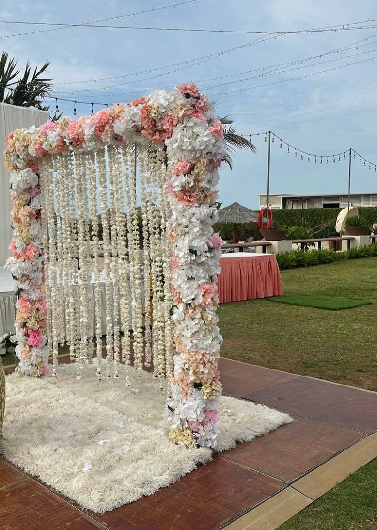 Classic Nikah Partition Decoration