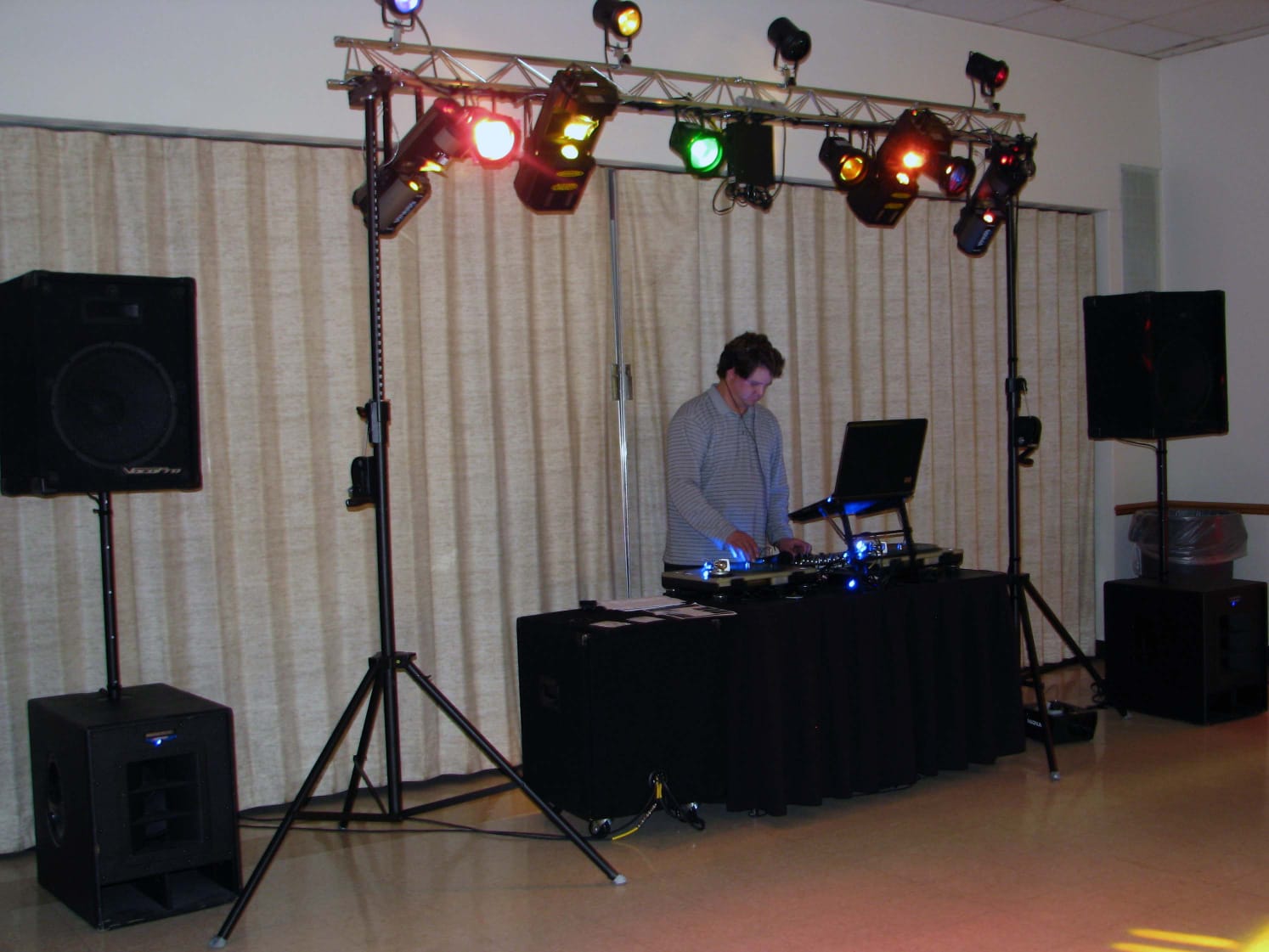 DJ for hire near me